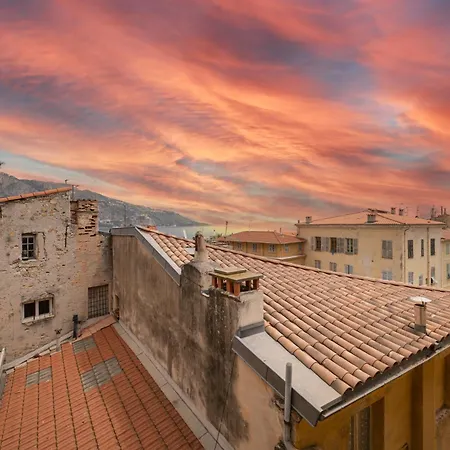 Apartment Le Saint Michel,dernier Etage, Vieux Menton, Zone Pietonne Menton