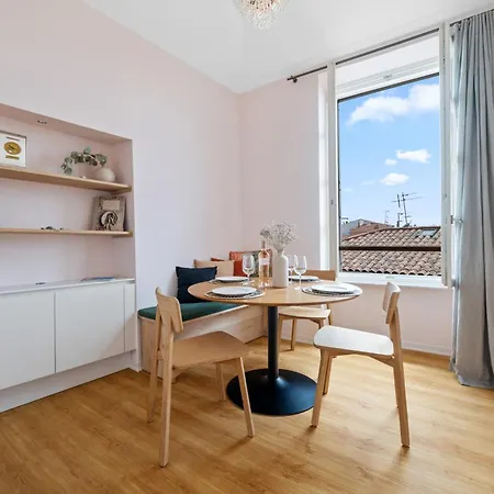 Le Saint Michel,dernier Etage, Vieux Menton, Zone Pietonne דירה *