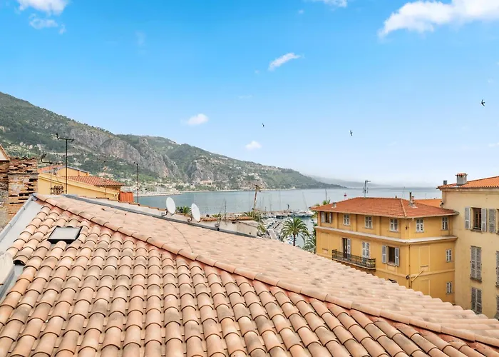 Le Saint Michel,dernier Etage, Vieux Menton, Zone Pietonne דירה *