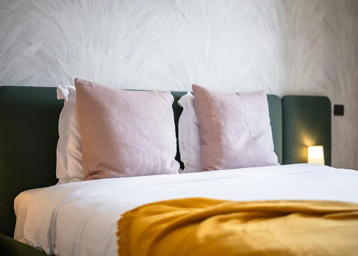 דירה Le Saint Michel,dernier Etage, Vieux Menton, Zone Pietonne *